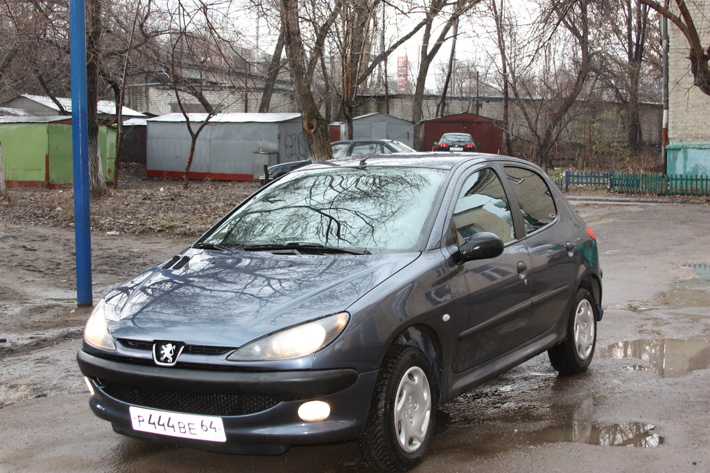   Peugeot 206