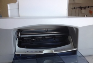 ������ HP Deskjet F370.