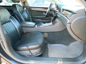 AUDI 8 4.2 4WD Long