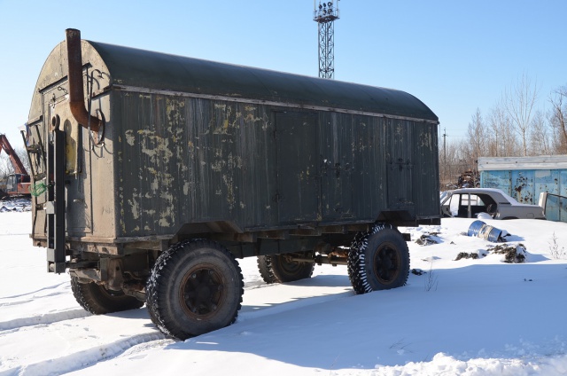 Дром татарск область. Шасси вагончика на колесах ГАЗ 53. Военный вагончик на колесах пт10. Прицеп-кунг армейский СМЗ-810. Полевой вагончик на колесах.